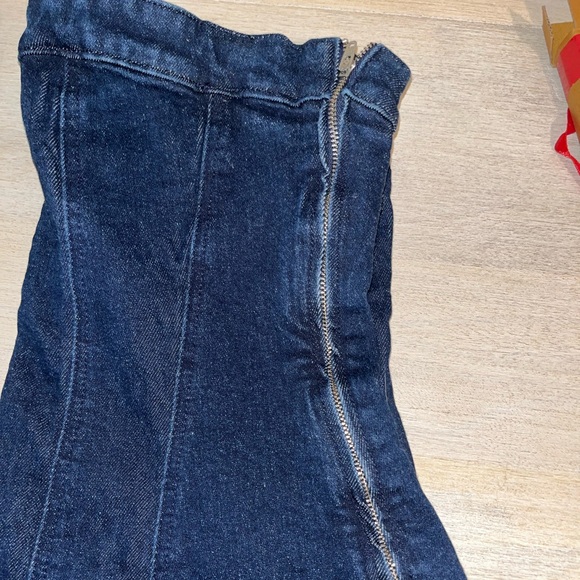 Zara Denim Mini - Picture 4 of 5